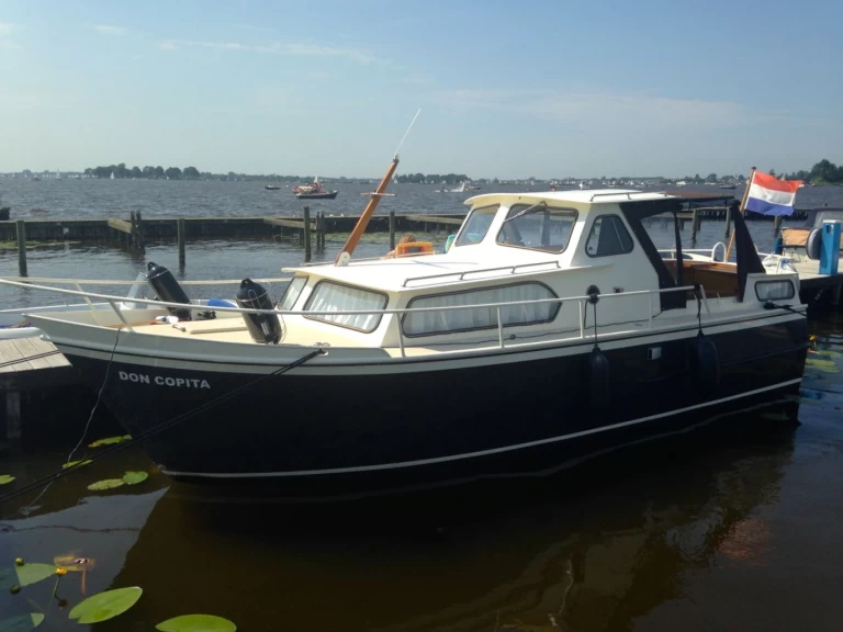 Hire Motorboat with or without skipper Curtevenne Bunschoten
