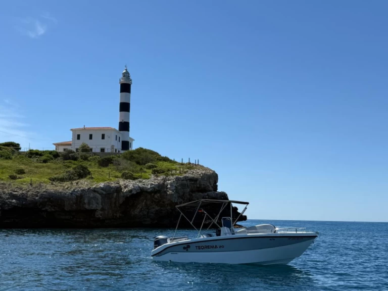 Motorboat hire in Portocolom - Kolmarine Teorema 20
