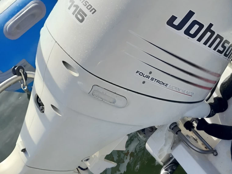 Yacht hire Gruissan cheap LOMAC 600