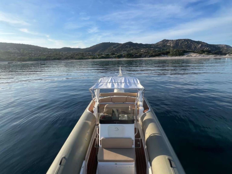Charter a Marco Twentythree in Porto-Vecchio on Samboat
