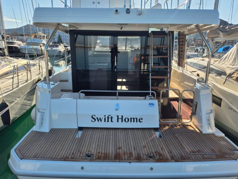 Bénéteau Swift Trawler 41 charter bareboat or skippered in  Pirovac