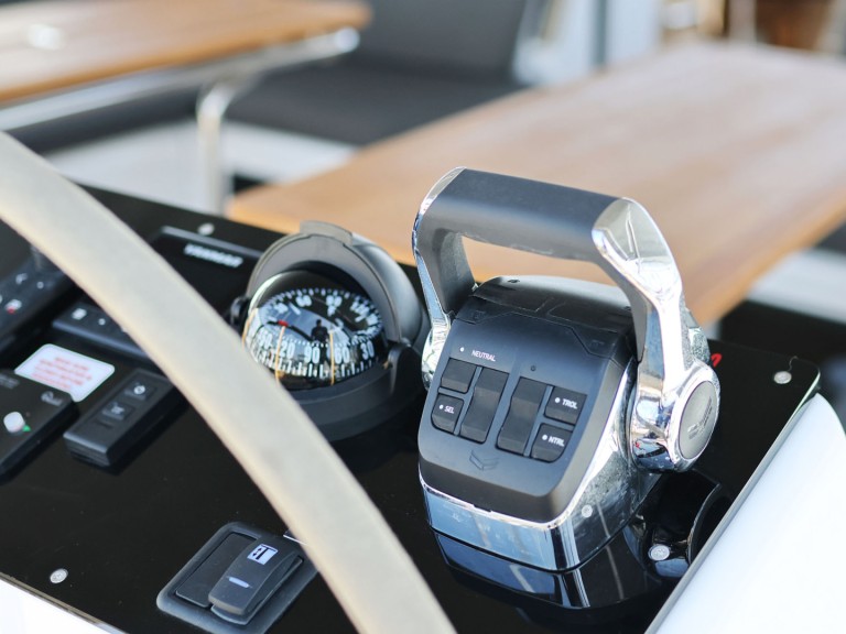 Hire Sailboat Hanse with a boat licence