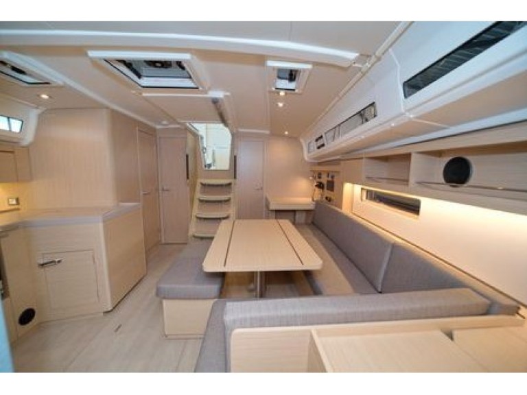 Bénéteau Oceanis 40.1 charter bareboat or skippered in  Paros (Island)