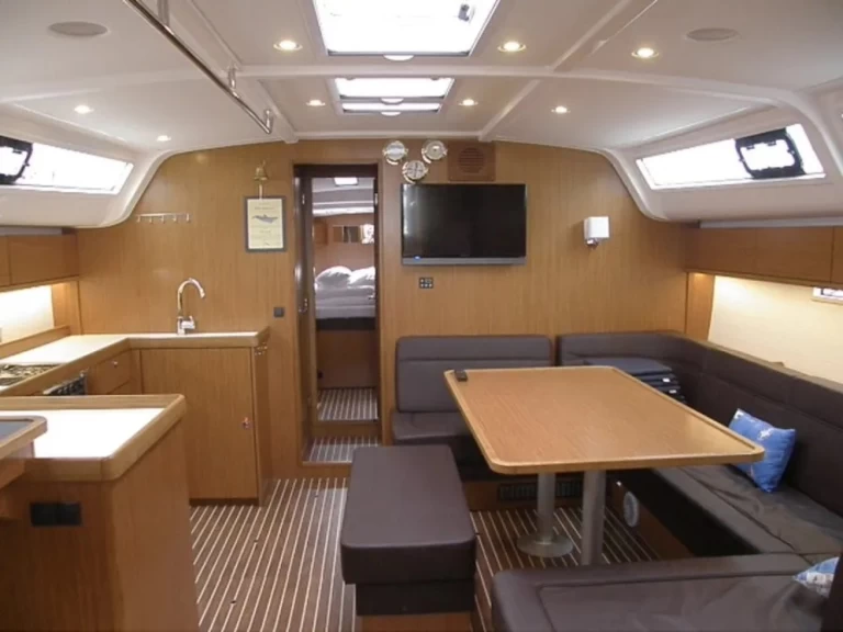 Yacht hire Kos cheap Cruiser 51