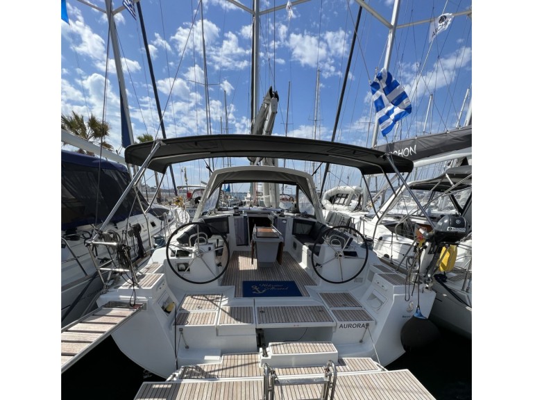 Charter a Bénéteau Oceanis 45 in Kos on Samboat