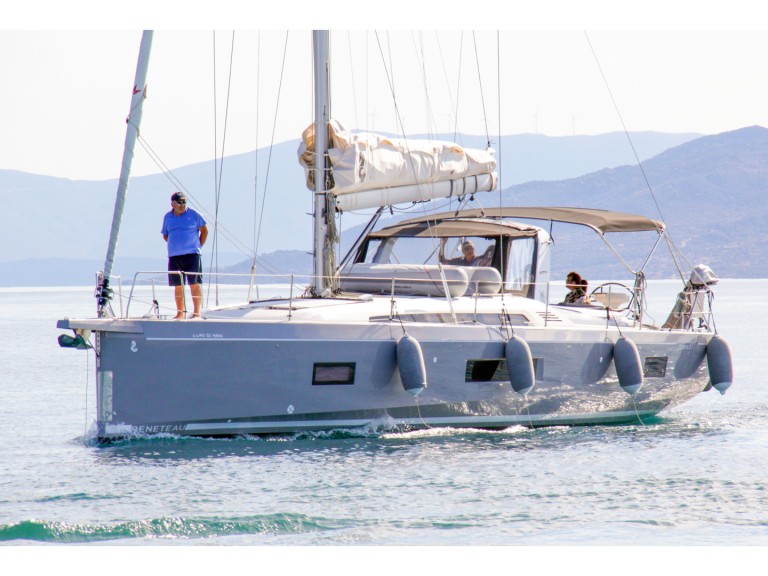 Charter a Bénéteau Oceanis 51.1 in Rhodes (City) on Samboat