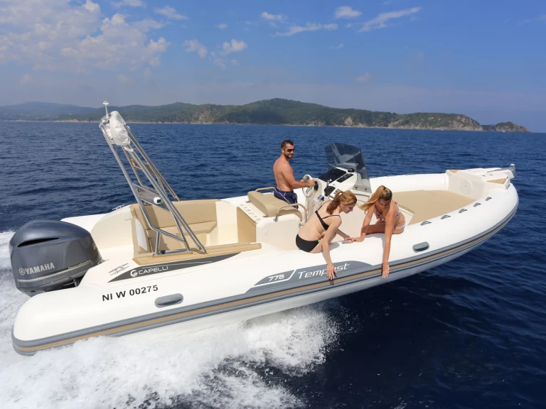 Yacht hire Porto Rotondo cheap Tempest 770