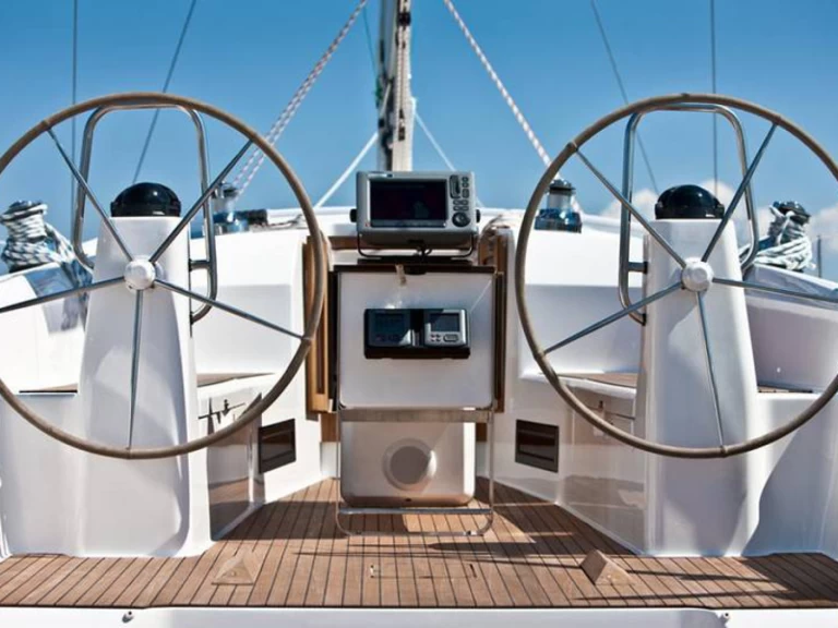 Yacht charter Palma de Mallorca - Bavaria Cruiser 40 on SamBoat
