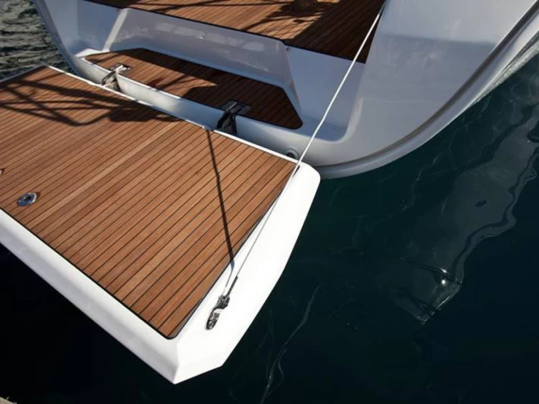 Hire a Bavaria Cruiser 40 Palma de Mallorca