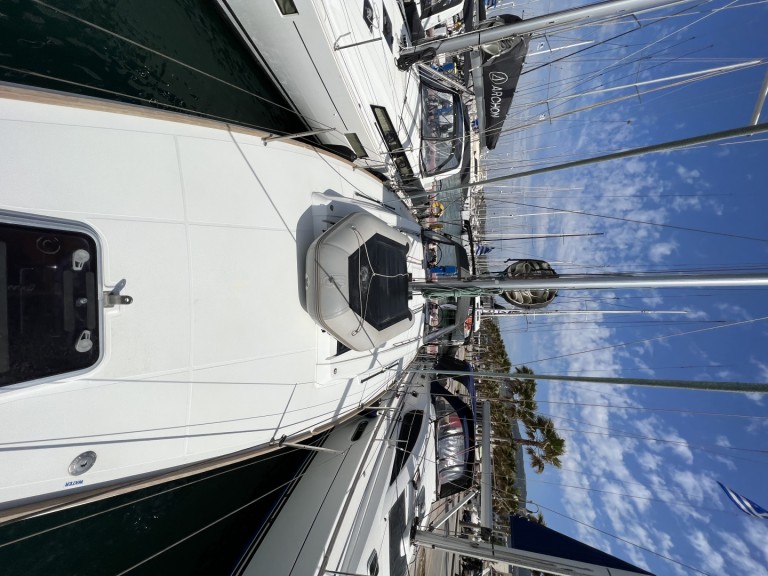Bénéteau Oceanis 45 charter bareboat or skippered in  Kos