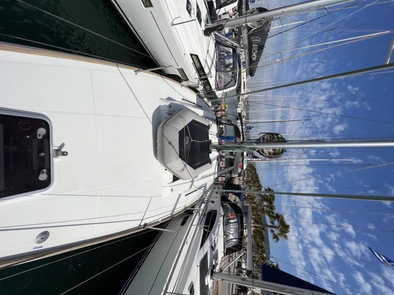 Bénéteau Oceanis 45 charter bareboat or skippered in  Kos