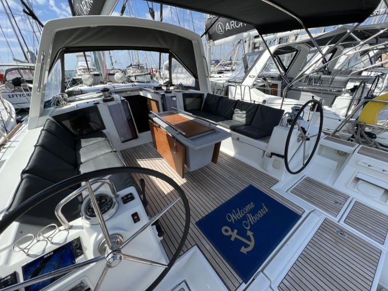 Yacht hire Kos cheap Oceanis 45