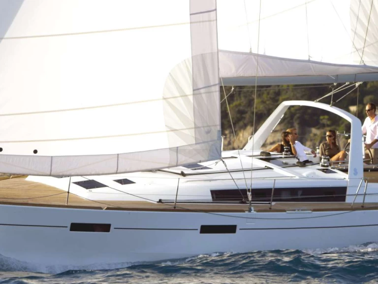 Sailboat hire in Kos - Bénéteau Oceanis 45