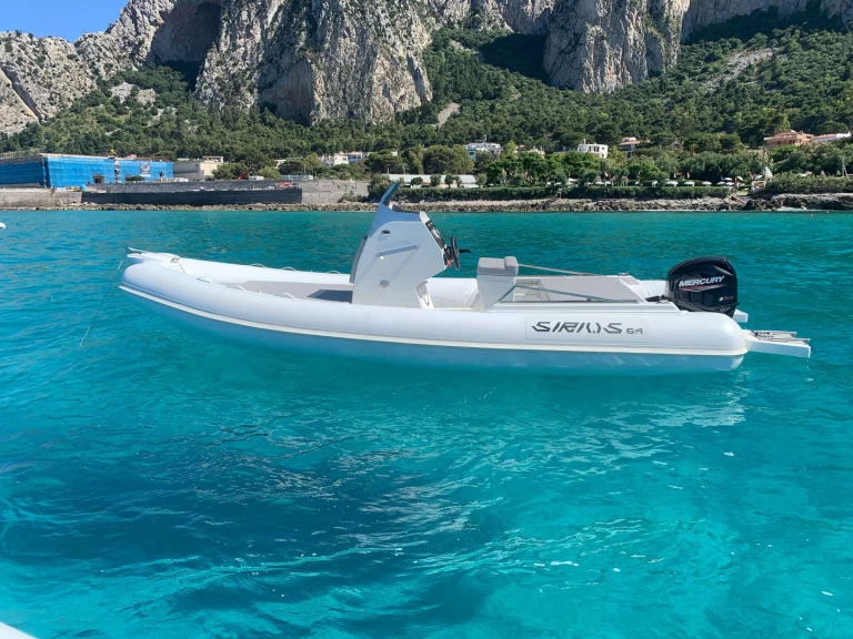 Charter a Astronautica Sirius 6.4 in Palermo on Samboat