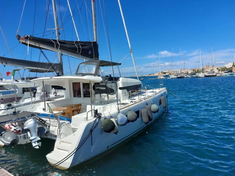 Hire Catamaran with or without skipper Lagoon Marsala
