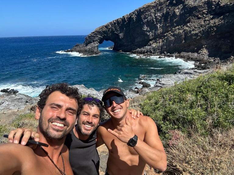 Hire Catamaran Lagoon with a boat licence