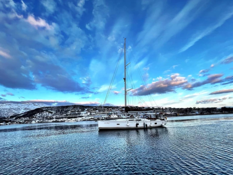 Hire Sailboat Hanse with a boat licence