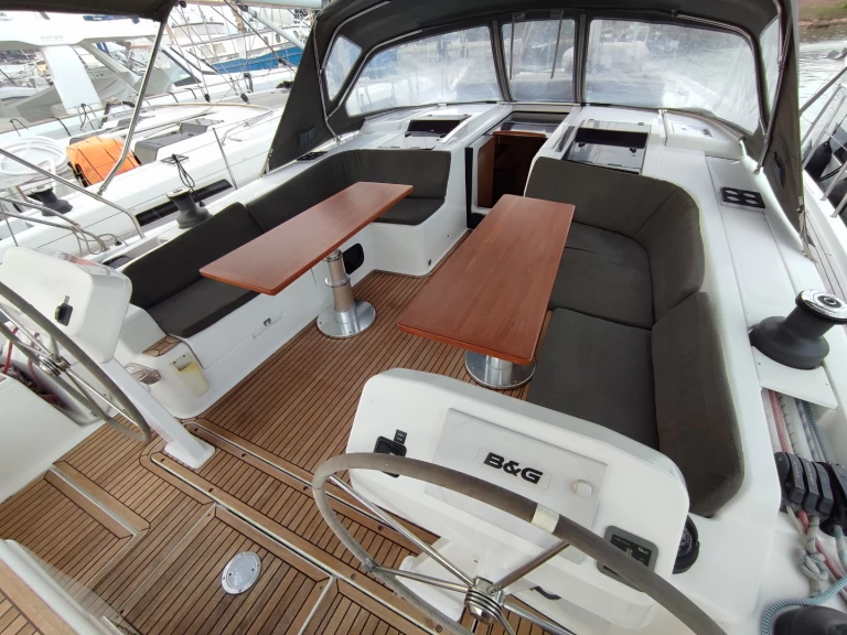 Hire Sailboat Hanse with a boat licence
