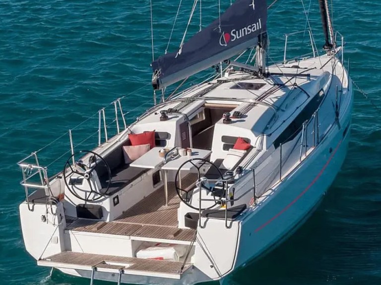 Hire Sailboat with or without skipper Jeanneau Lefkáda