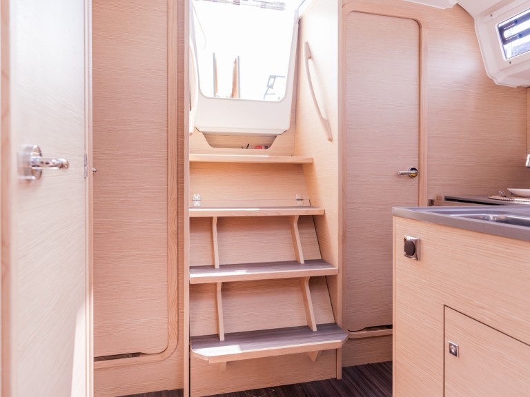 Hire Sailboat with or without skipper Dufour Lefkáda