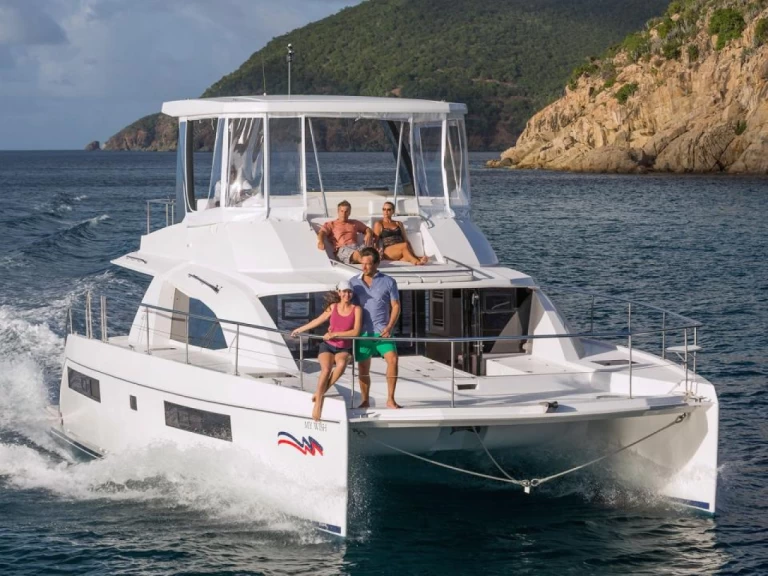 Hire Motorboat Leopard with a boat licence