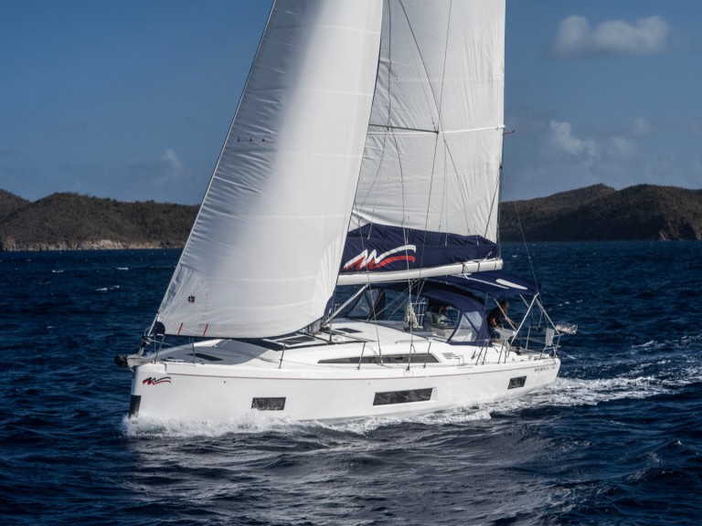 Sailboat to hire Road Town at the best price