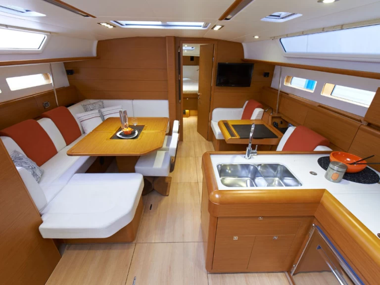 Yacht charter Dubrovnik - Jeanneau Sun Odyssey 479 on SamBoat