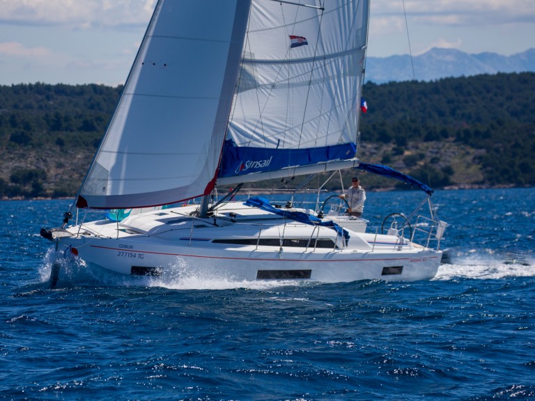 Yacht charter Marina (City) - Bénéteau Sunsail 42 on SamBoat