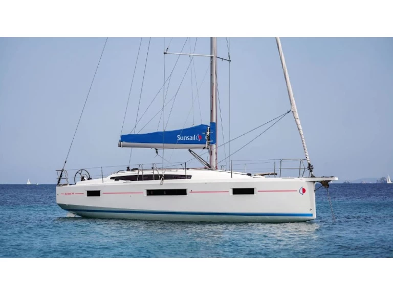 Hire Sailboat Jeanneau with a boat licence