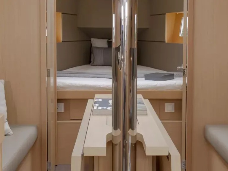 Yacht hire Furnari cheap Oceanis 35