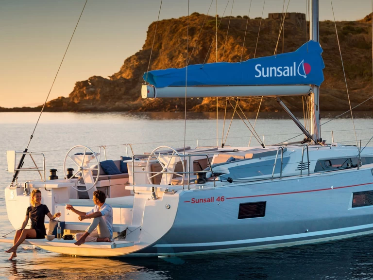 Hire a Bénéteau Oceanis 461/3/3 Marigot