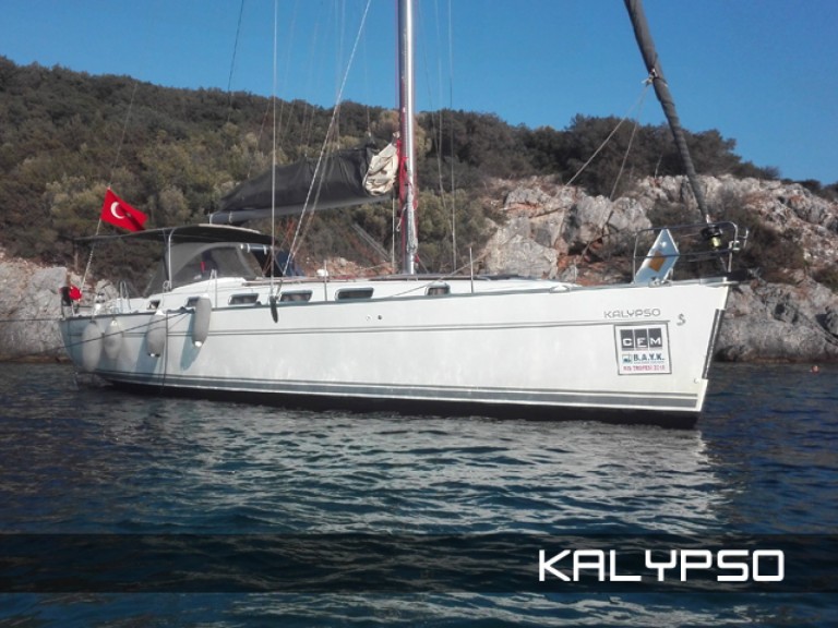Charter a Bénéteau Cyclades 43.4 in Gümbet on Samboat