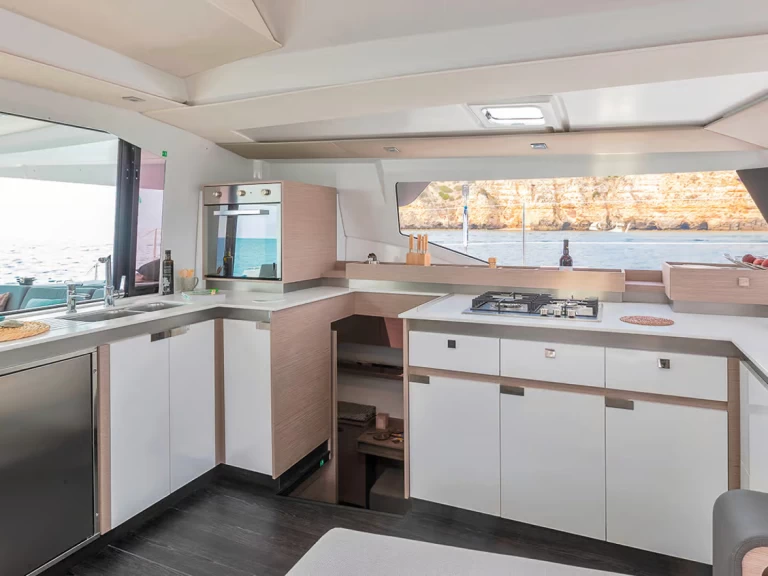 Hire a Fountaine Pajot Elba 45 Palermo