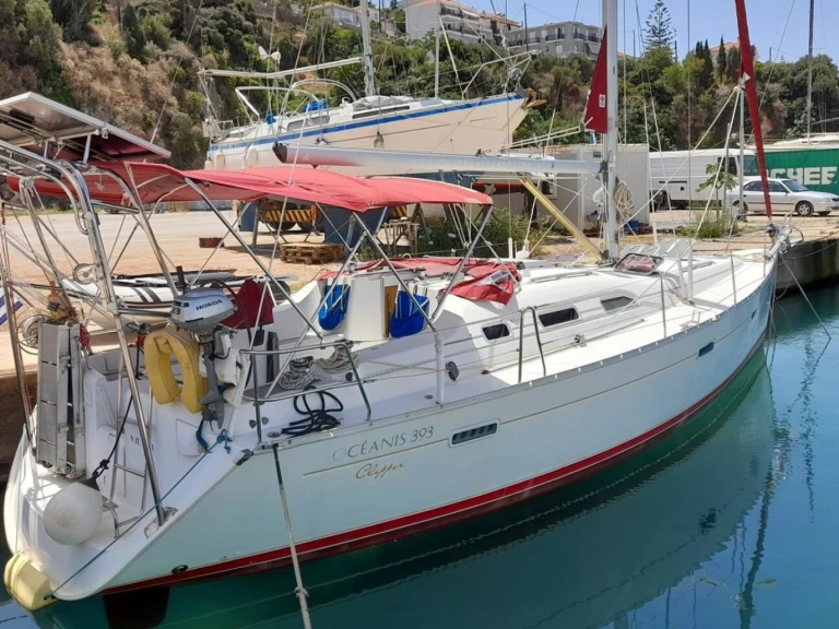 Yacht hire Pylos cheap Oceanis 393