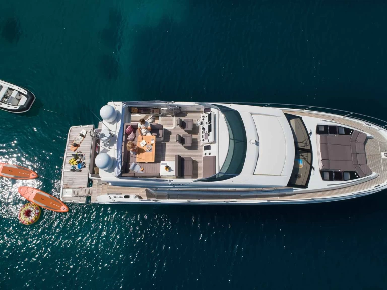 Hire a Prestige Prestige 630S Trogir