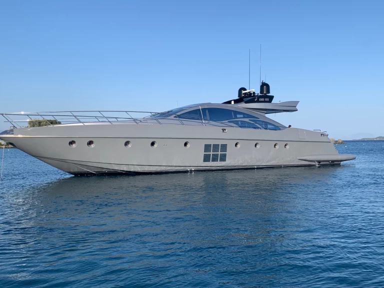 Charter a Azimut Azimut 86 in Gouvia on Samboat