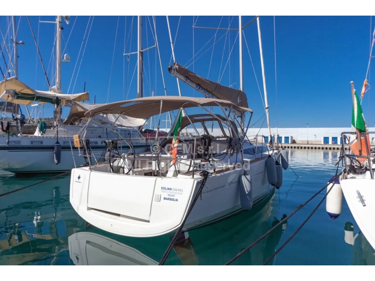 Hire Sailboat with or without skipper Jeanneau Capo d'Orlando