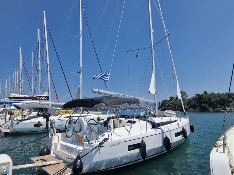 Hire a Bénéteau Oceanis 40.1 Gouvia