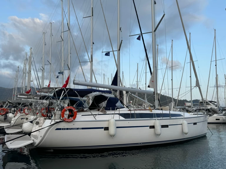 Sailboat hire in Göcek - Bavaria Cruiser 46