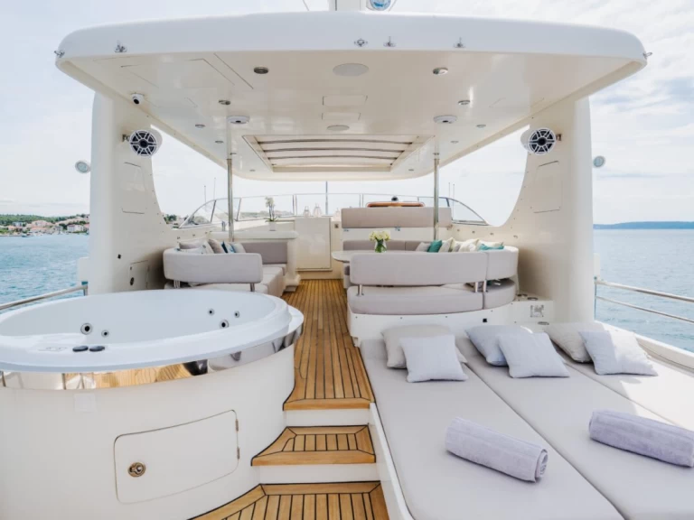 Luxury Yacht hire in Šibenik -  Luxury Motor Yacht 