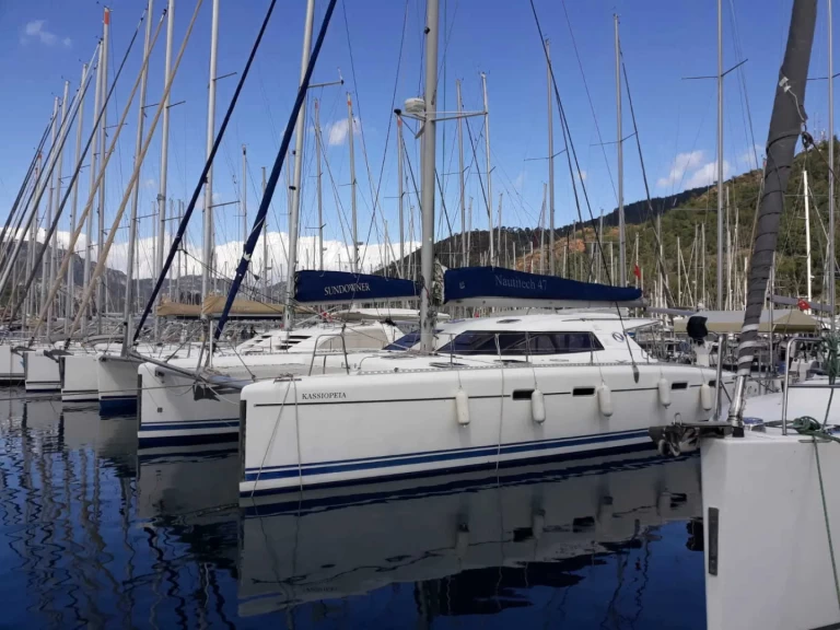 Catamaran hire in Marmaris (district) - Nautitech Nautitech 47