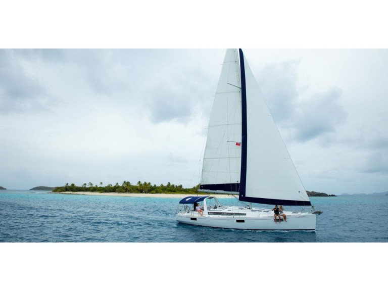 Hire Sailboat with or without skipper Bénéteau Road Town
