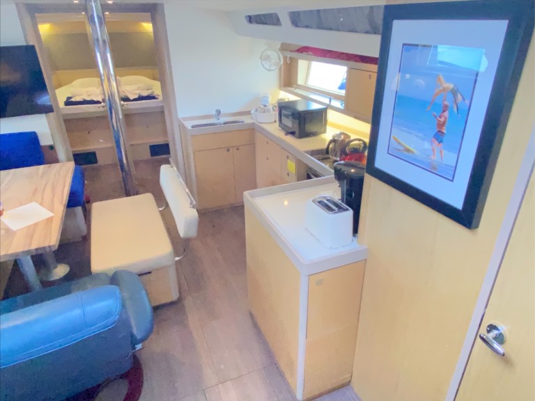 Hire a Bénéteau Beneteau Oceanis 48 (Owner's Version) Road Town