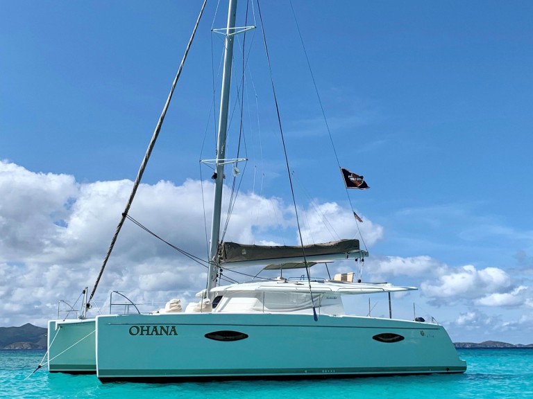 Charter a Fountaine Pajot Fountaine Pajot Helia 44 in Road Town on Samboat