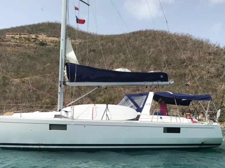 Sailboat hire in Road Town - Bénéteau Oceanis 48