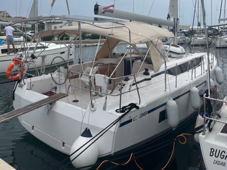 Yacht hire Sukošan cheap Bavaria C 38