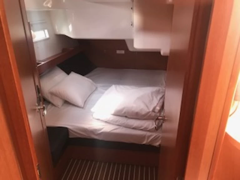 Yacht hire Sukošan cheap Cruiser 51