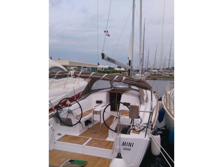 Yacht hire Sukošan cheap Sun Odyssey 349