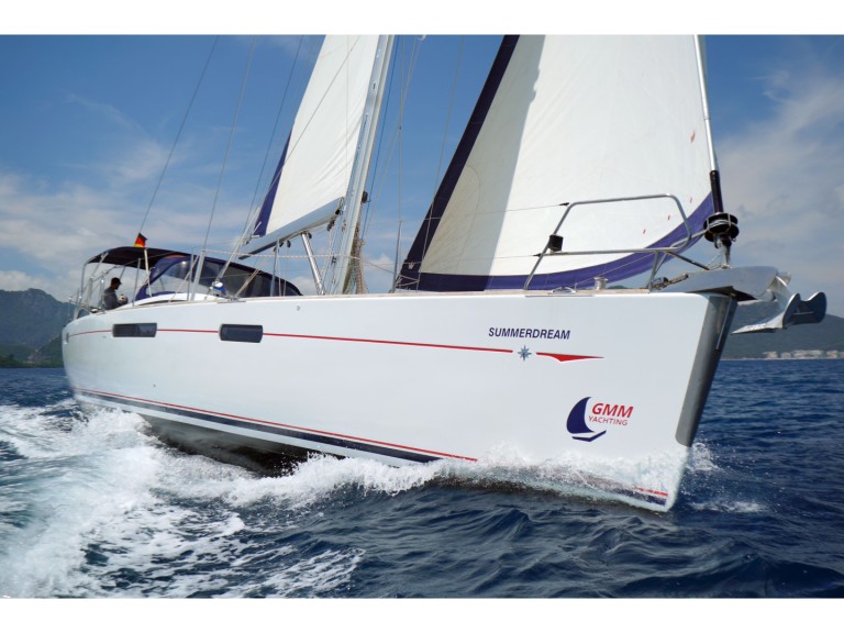 Hire Sailboat with or without skipper Jeanneau Marmaris