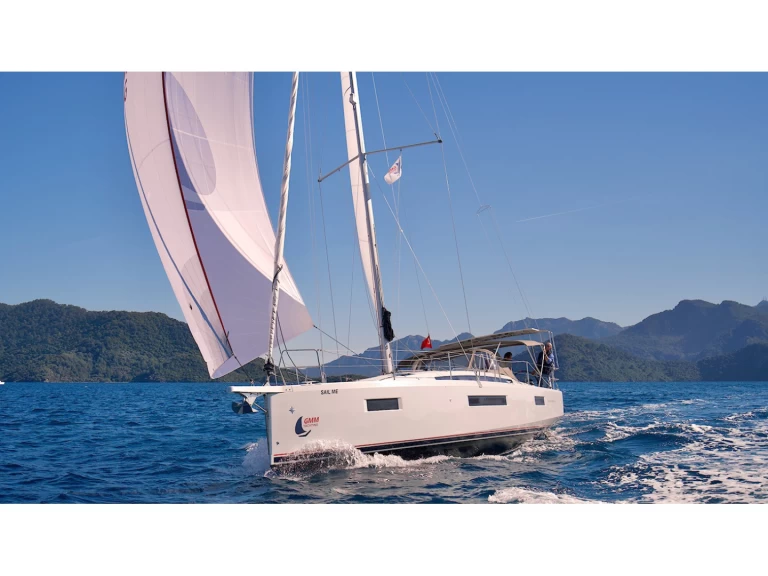 Yacht charter Marmaris - Jeanneau Sun Odyssey 410 on SamBoat